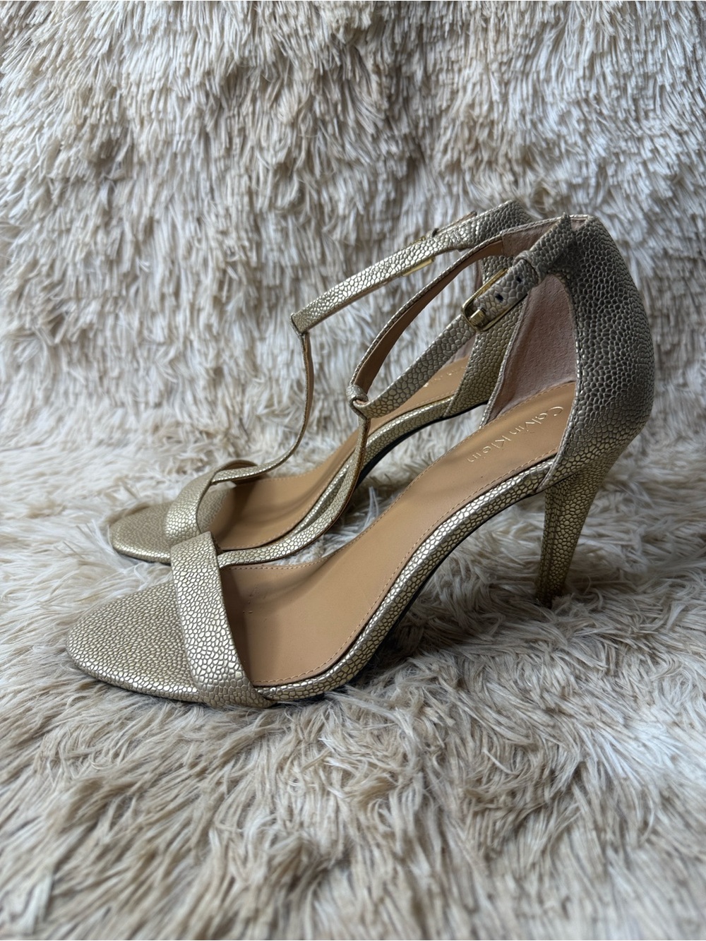 NWT CALVIN KLEIN Gold T-Strap High Heel Sandals - Picture 3 of 12